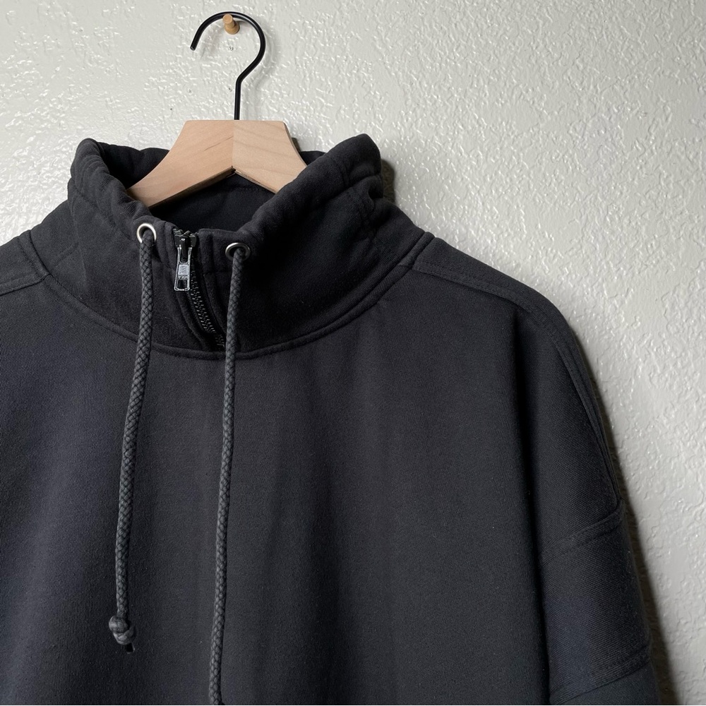 Vintage Men's Black Sweater Quarter Collar Zip Up - Picture 5 of 10